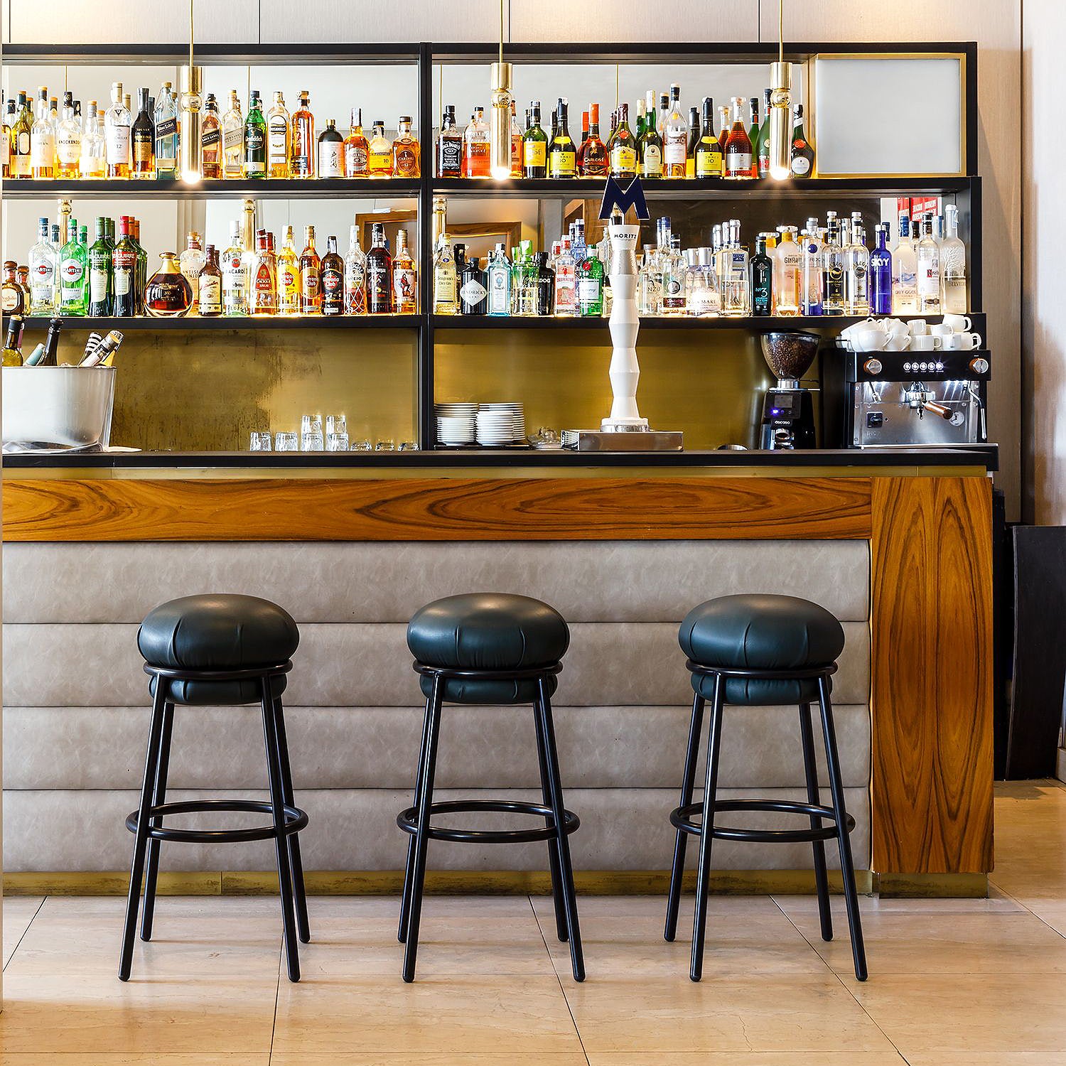 Multileg Credenza-Bd Barcelona Design-moderndesign.io