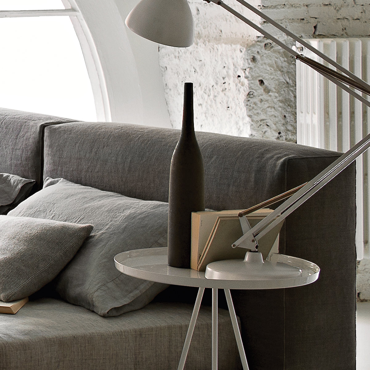 Mylo Bed Bed (without storage)-Ivano Redaelli-moderndesign.io