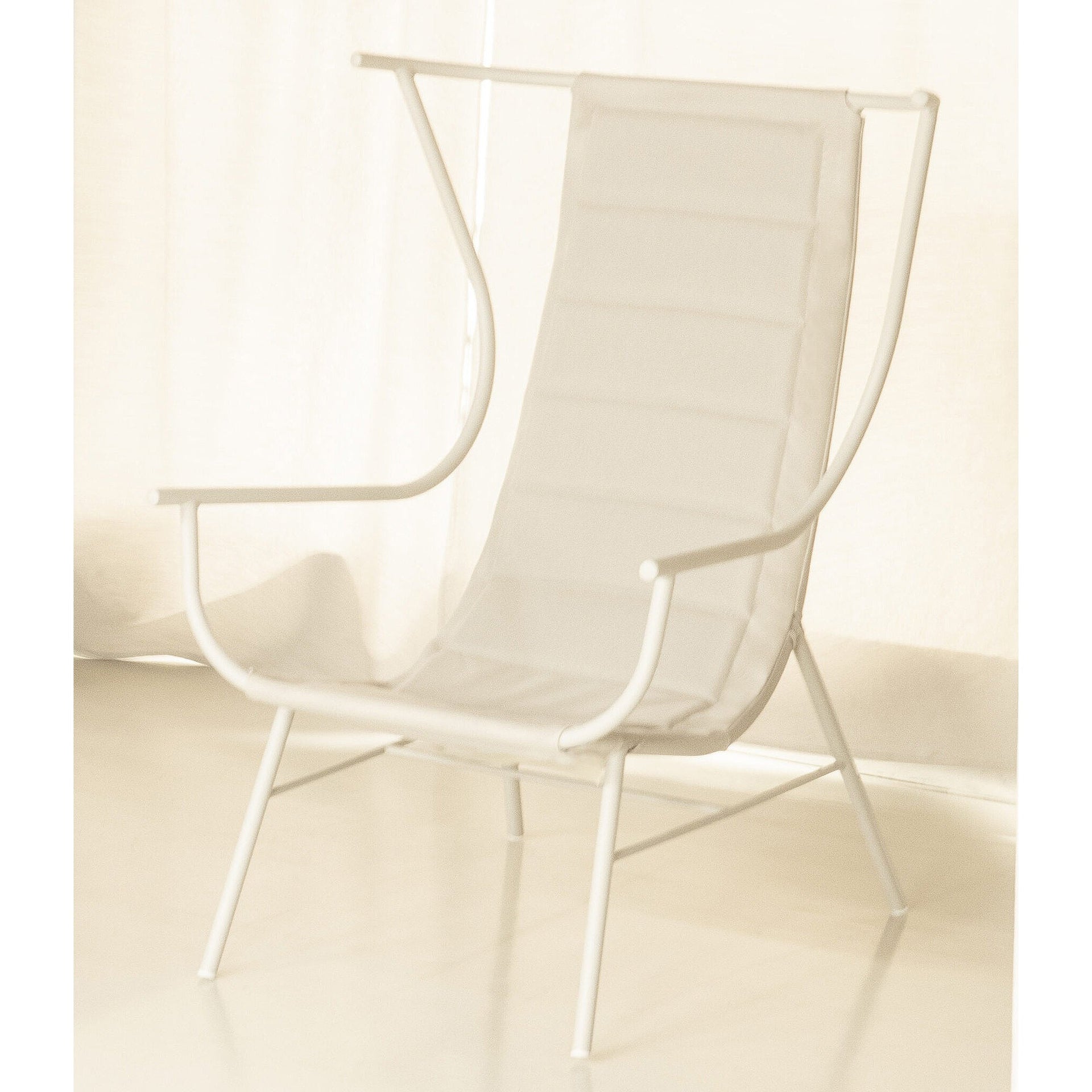 Nanda Armchair-Unopiu-moderndesign.io