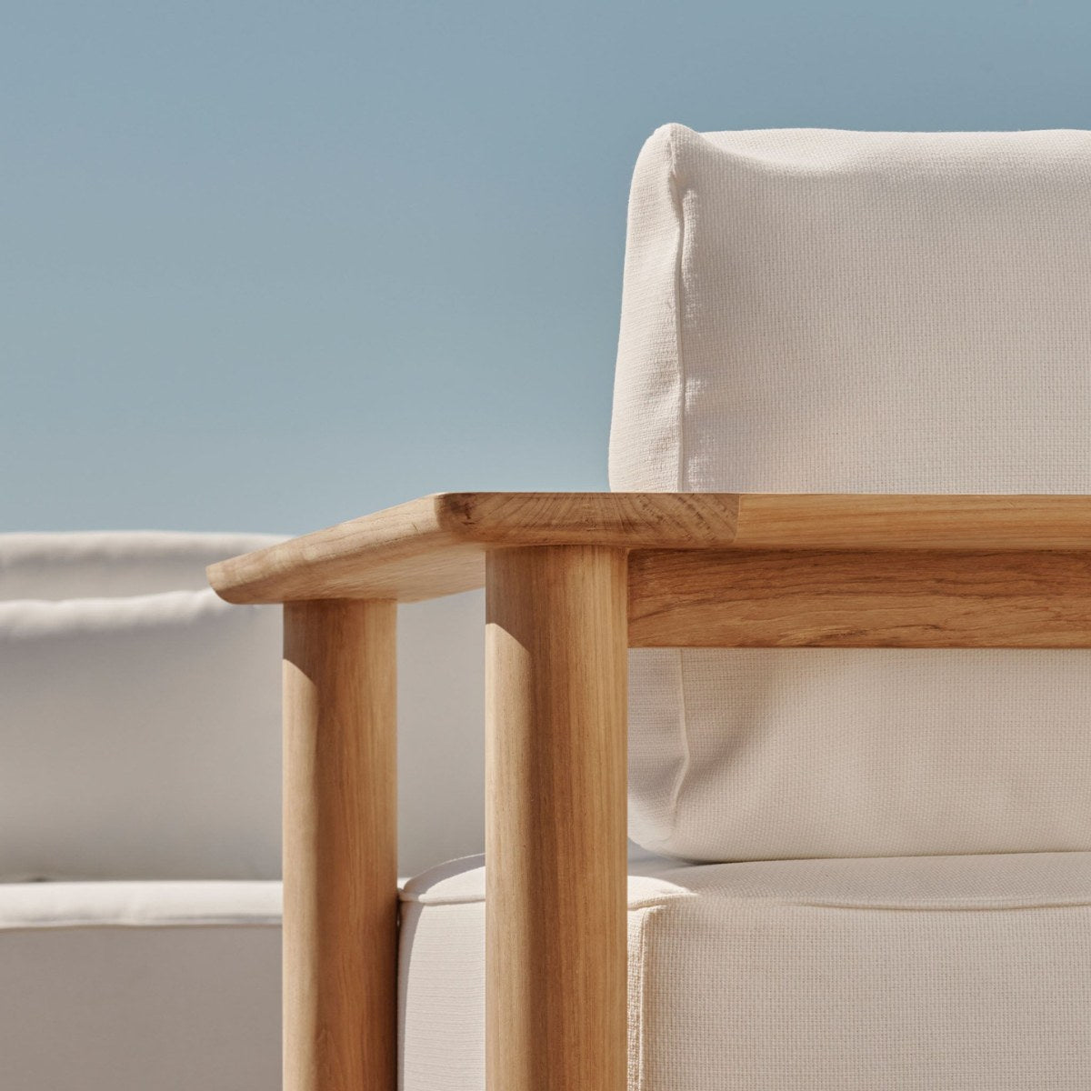 Newport Armchair-Harbour Outdoor-moderndesign.io