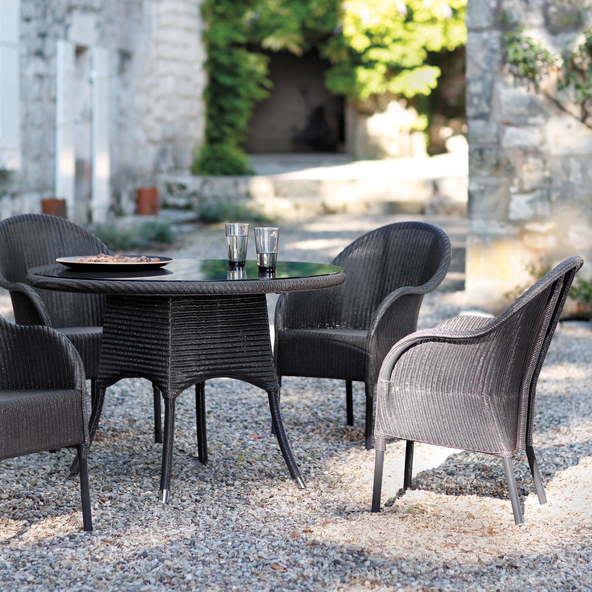 Nice Dining Chair (with arms)-Vincent Sheppard-moderndesign.io