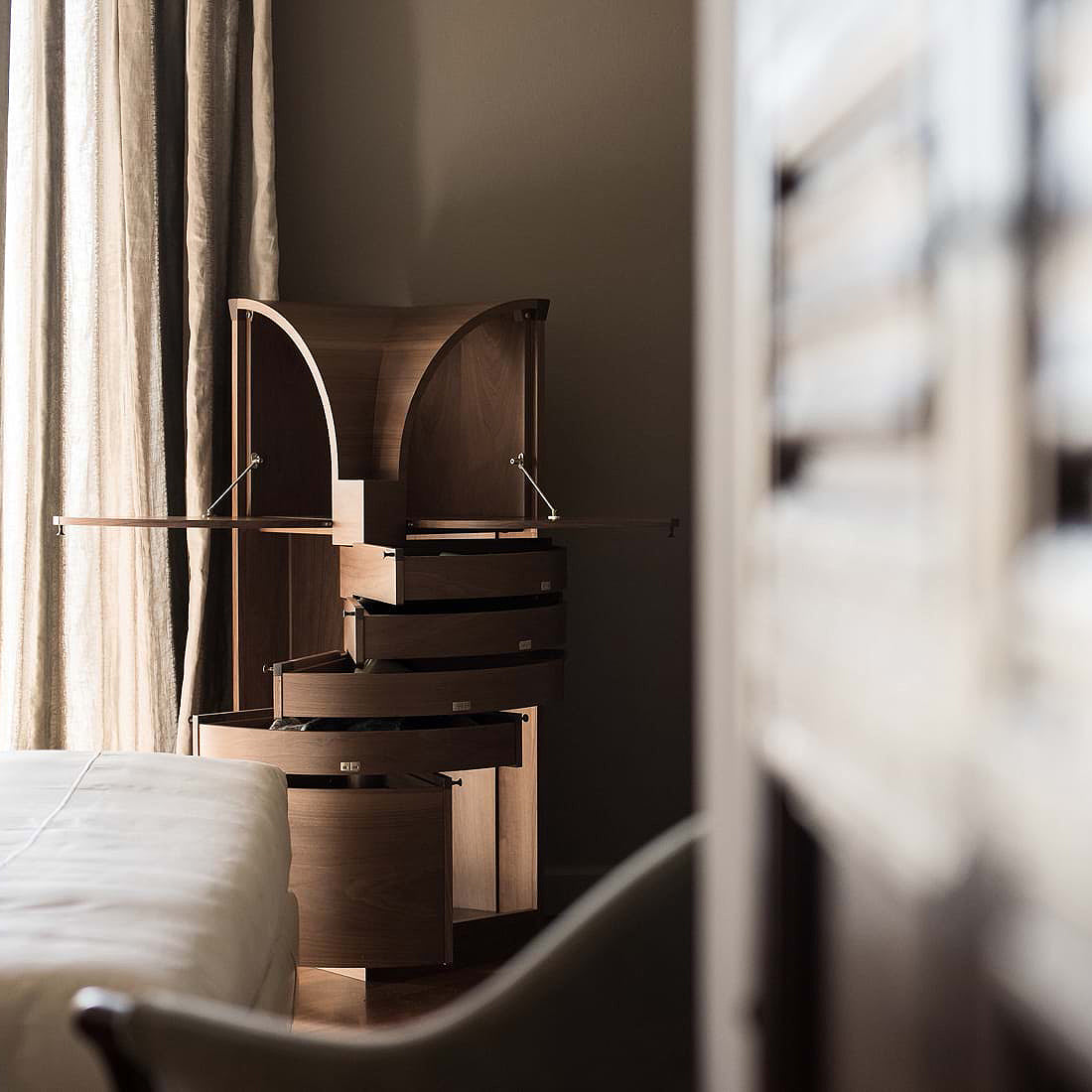 Nyn Drawer Unit-Giorgetti-moderndesign.io