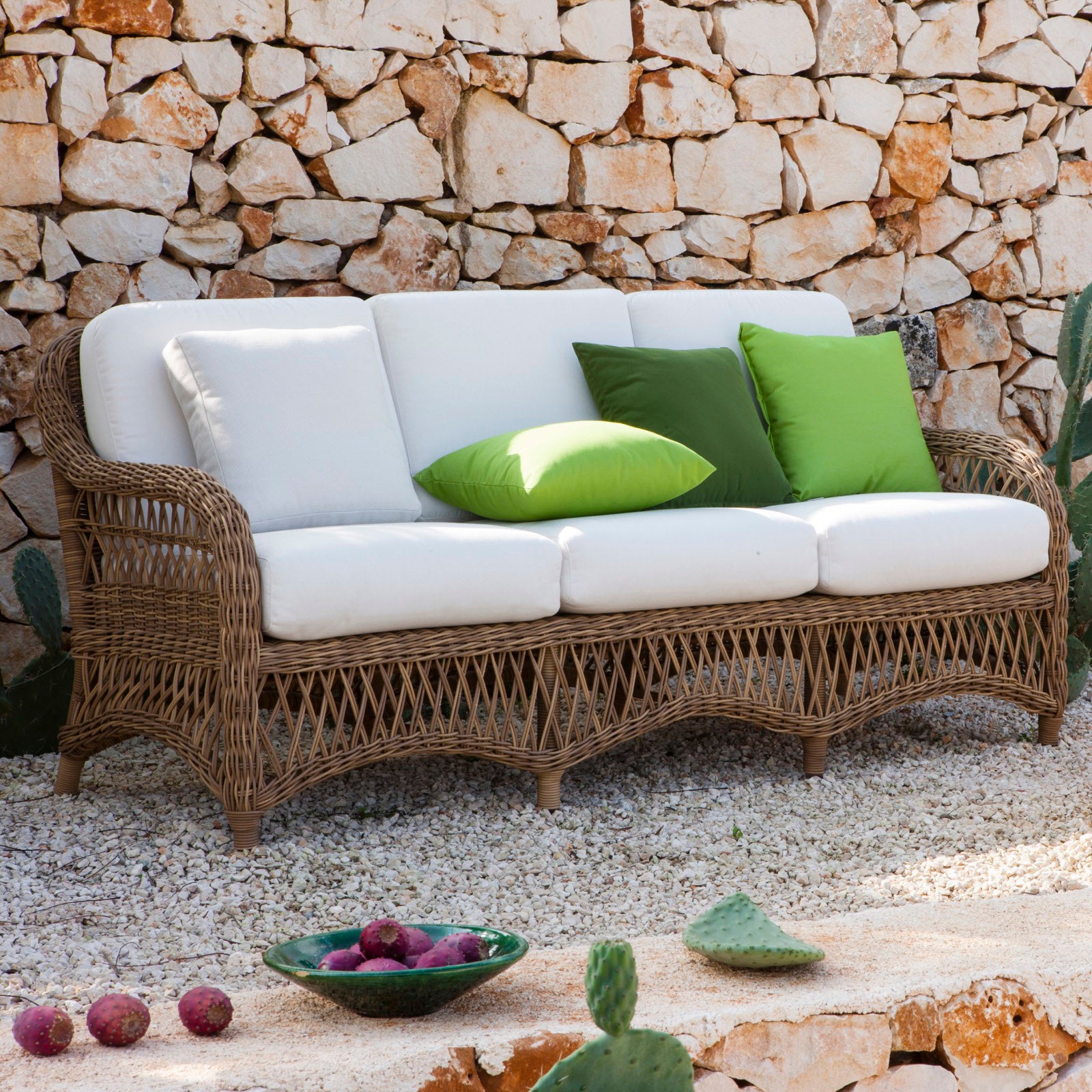 Olimpia Sofa-Unopiu-moderndesign.io