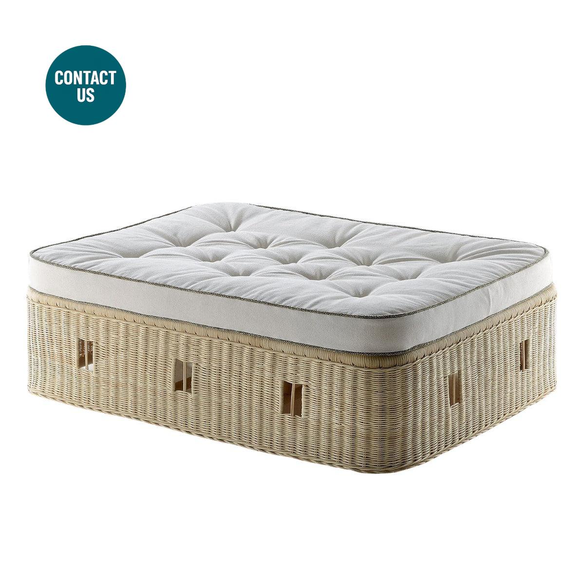 Otto Man Soft Ottoman-Bonacina 1889-moderndesign.io