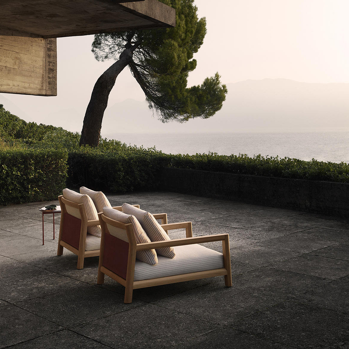 Pablo Armchair-B&B Italia-moderndesign.io