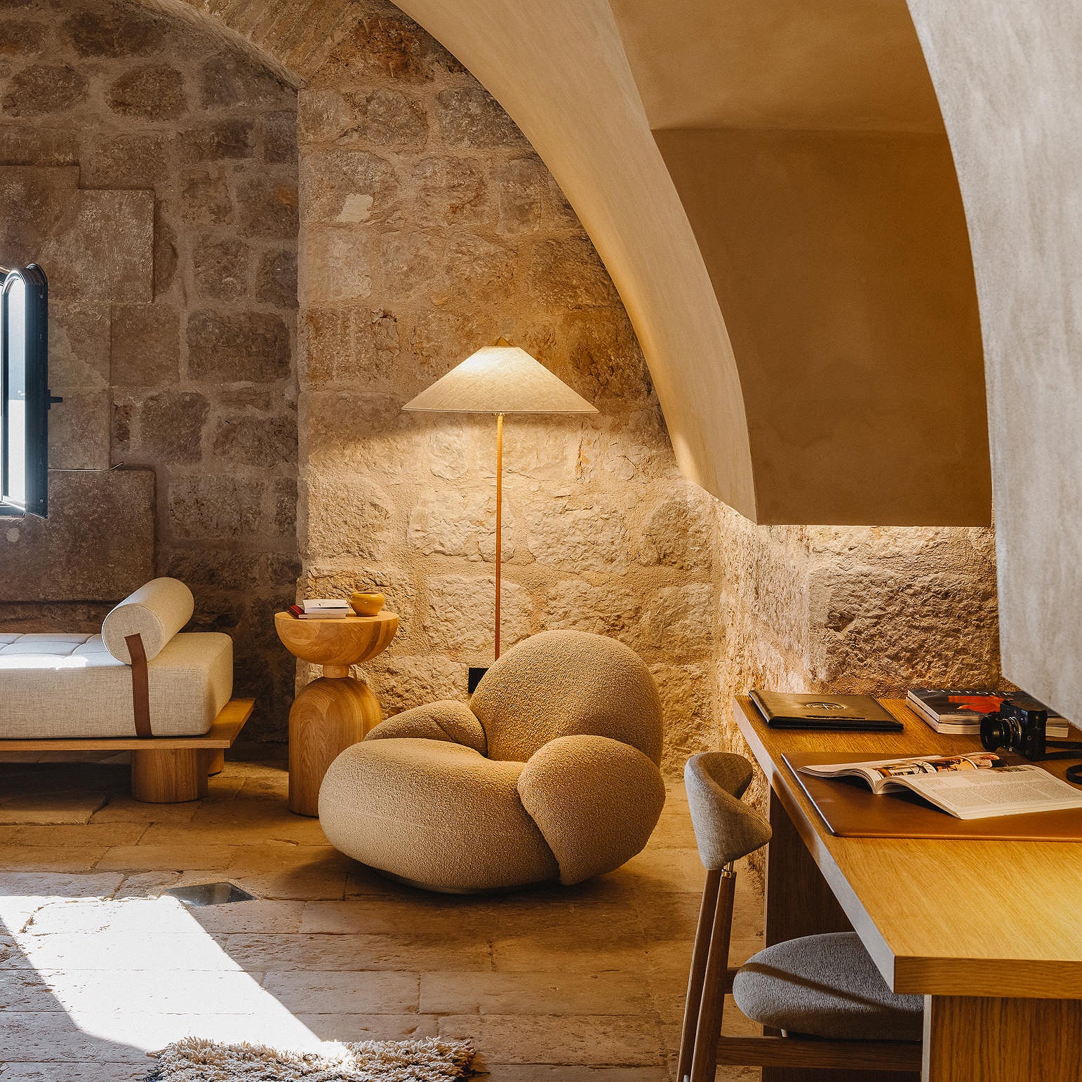Pacha Lounge Chair-Gubi-moderndesign.io