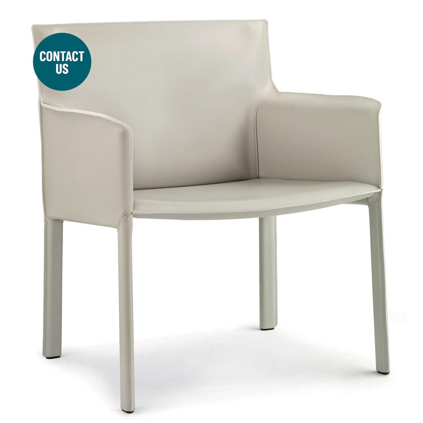 Pasqualina Armchair-Enrico Pellizzoni-moderndesign.io