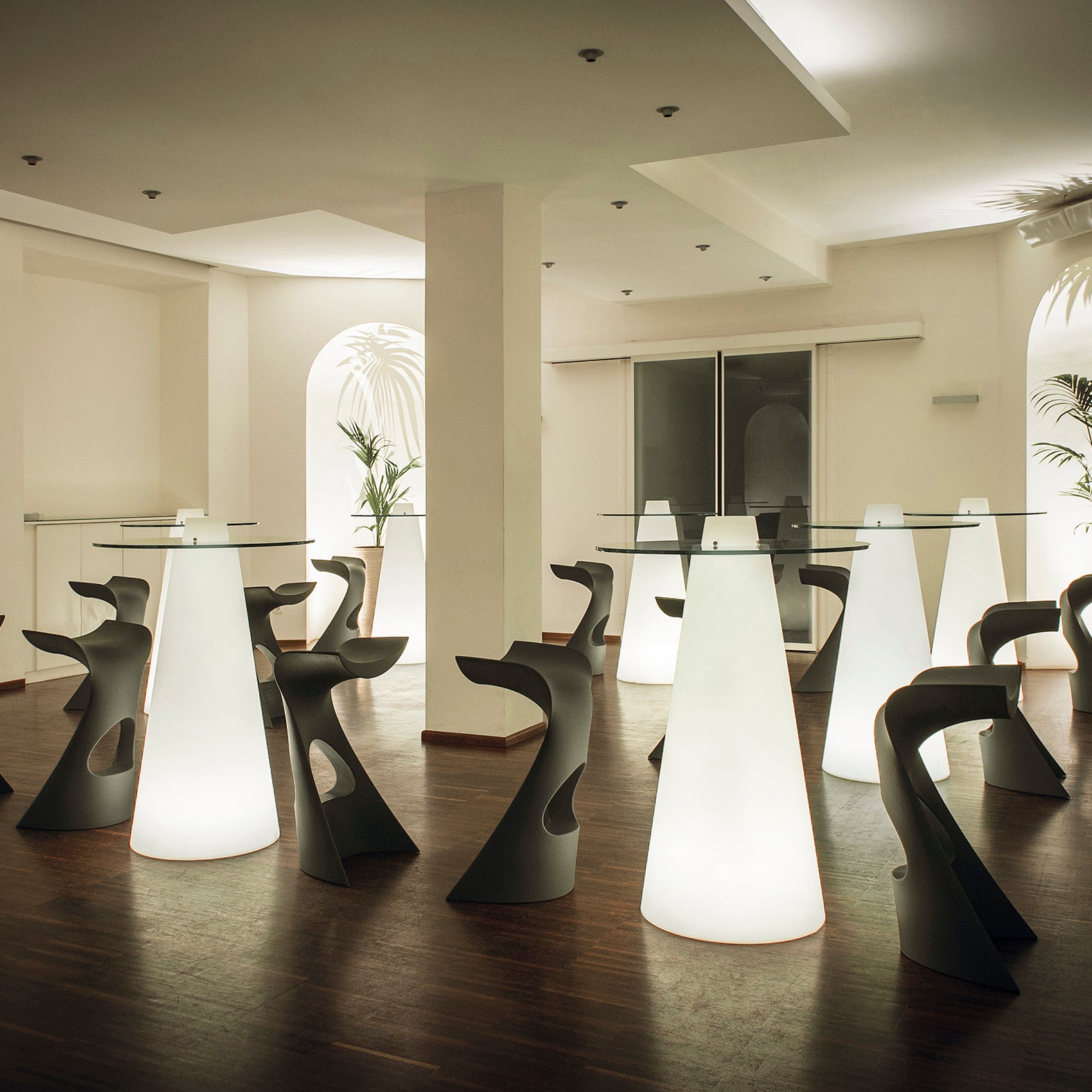 Peak Table (Bar Height)-Slide-moderndesign.io