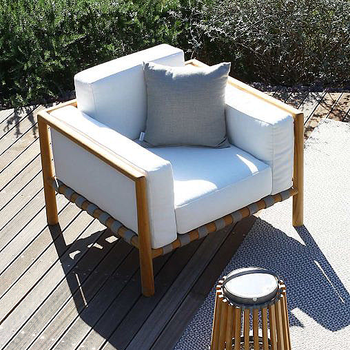 Pevero Armchair-Unopiu-moderndesign.io