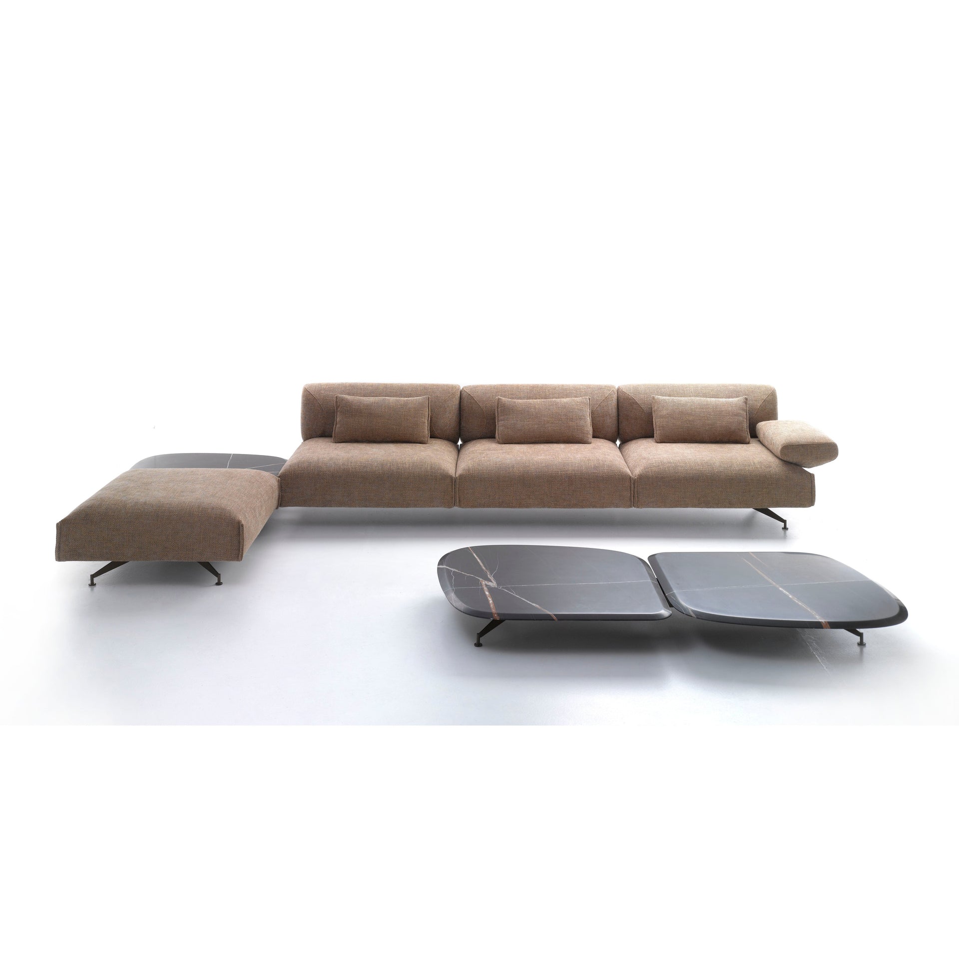Pinkerton Sofa-Ivano Redaelli-moderndesign.io