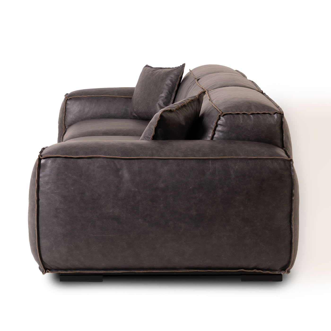 Placido Sofa-Mantellassi 1926-moderndesign.io