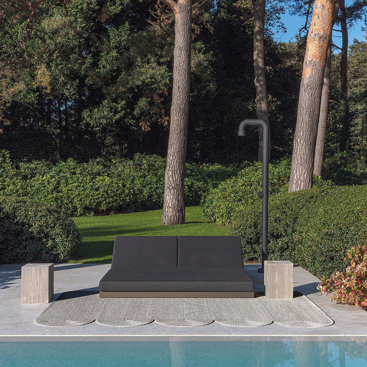 Poolside Serpentine Rug-Limited Edition-moderndesign.io