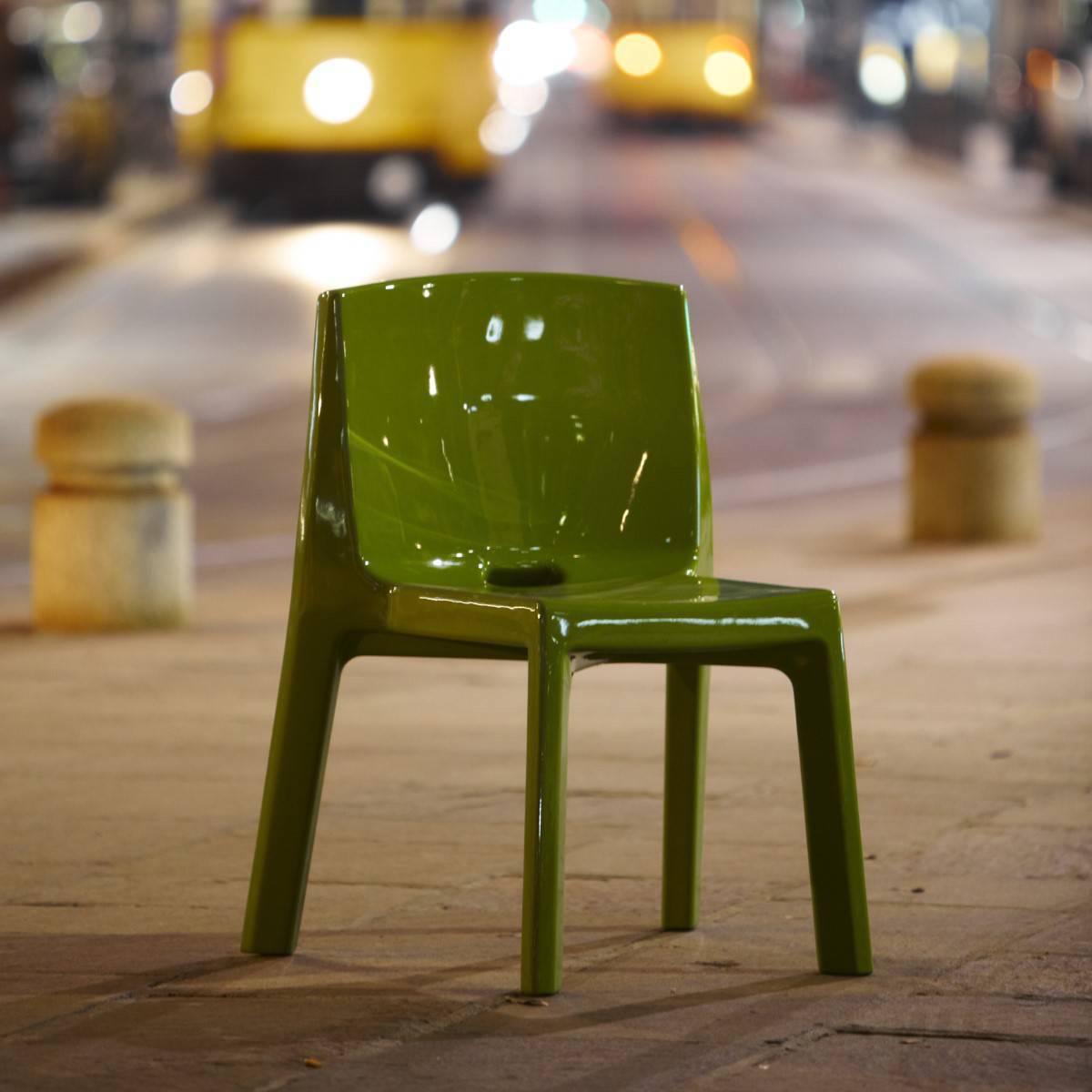 Q4 Dining Chair (without arms)-Slide-moderndesign.io