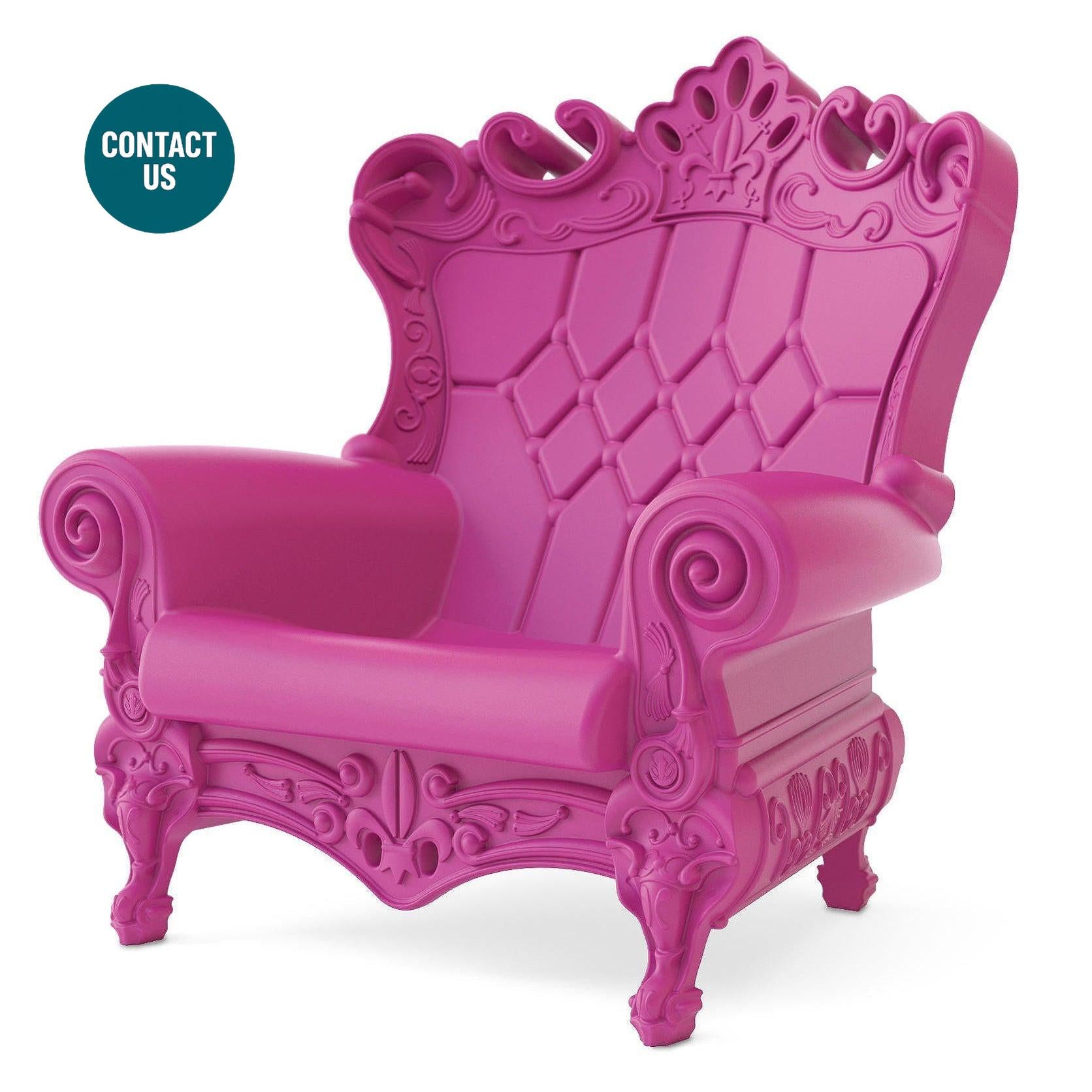 Queen of Love Armchair-Slide-moderndesign.io