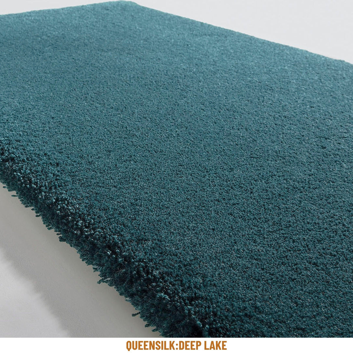 Queensilk Rug-Limited Edition-moderndesign.io