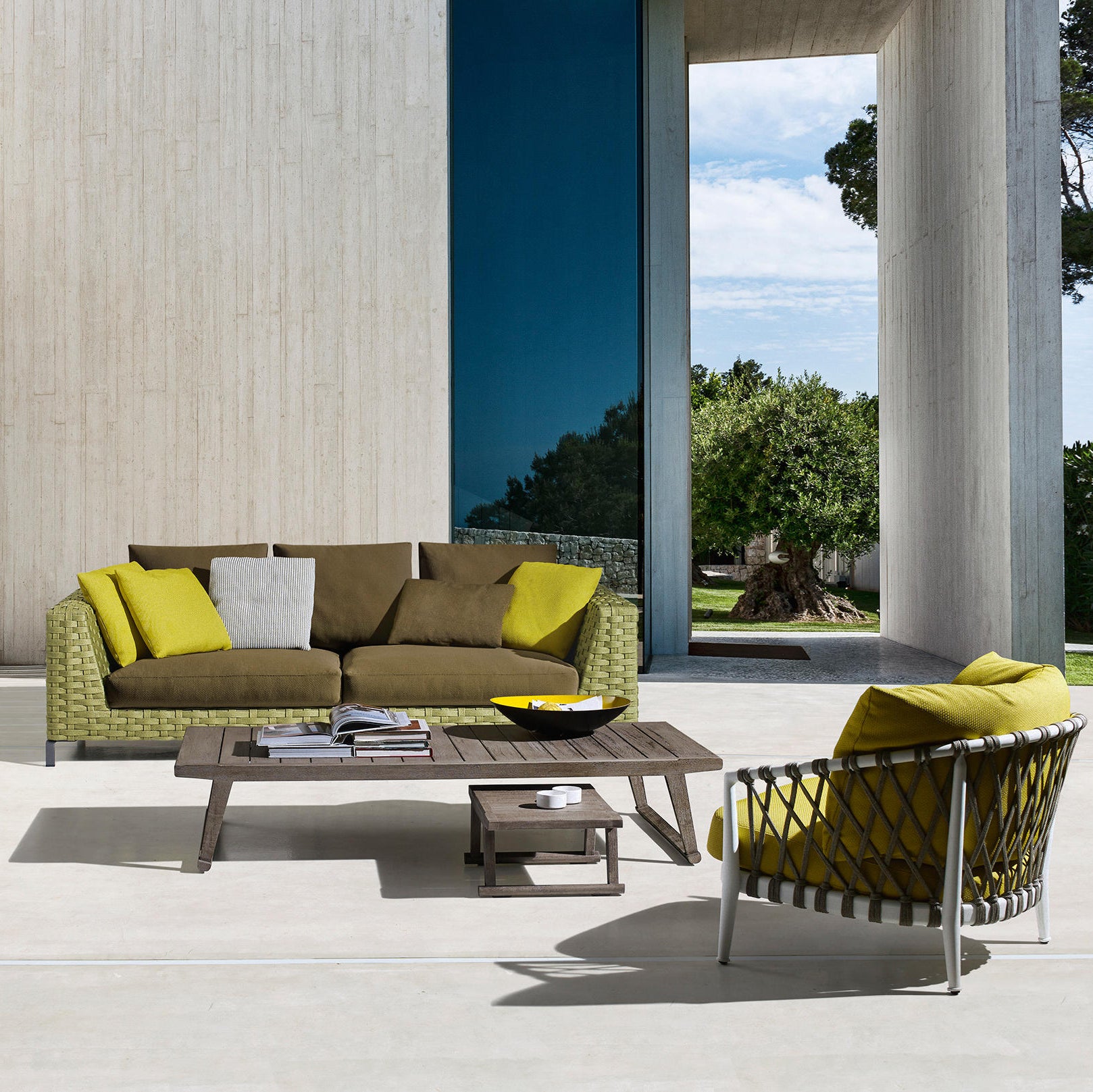 Ray Sofa-B&B Italia-moderndesign.io