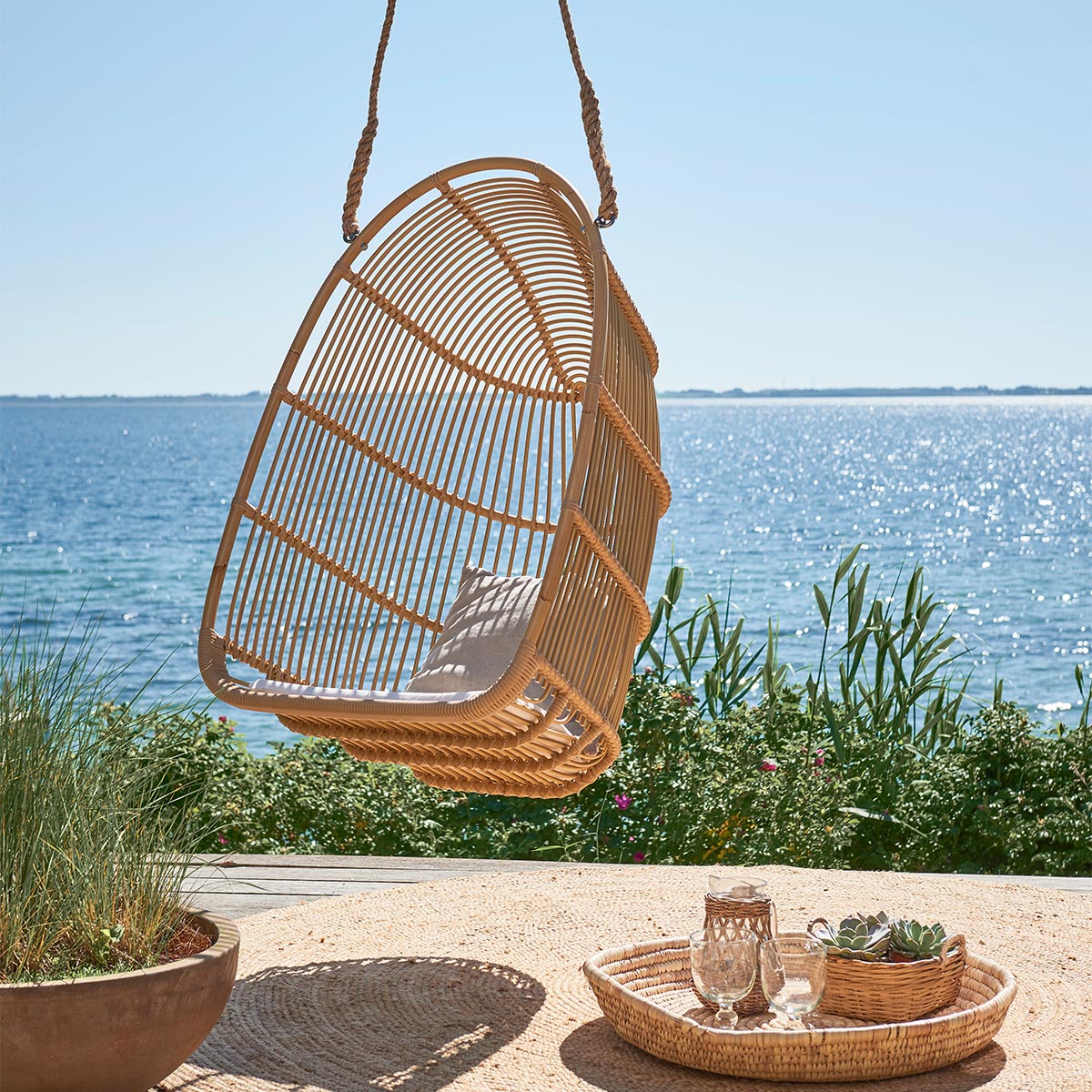 Renoir Hanging Chair-Sika Design-moderndesign.io