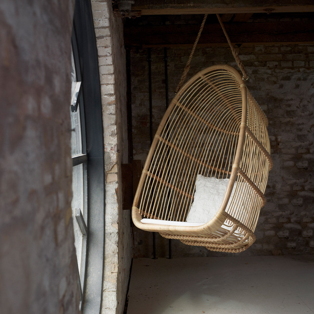 Renoir Hanging Chair-Sika Design-moderndesign.io