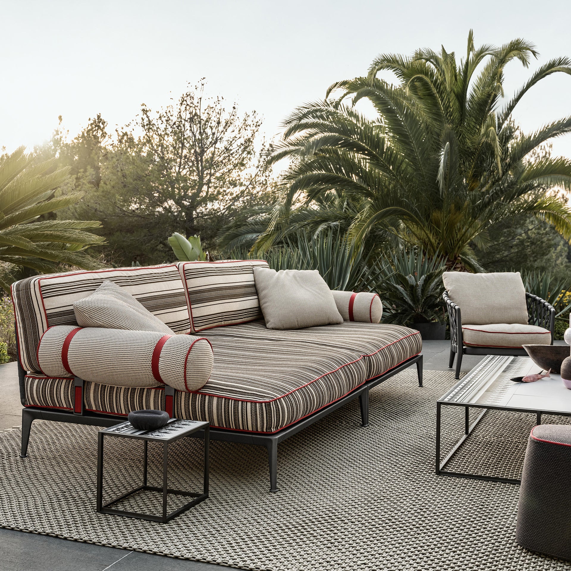 Ribes Sectional Sofa-B&B Italia-moderndesign.io