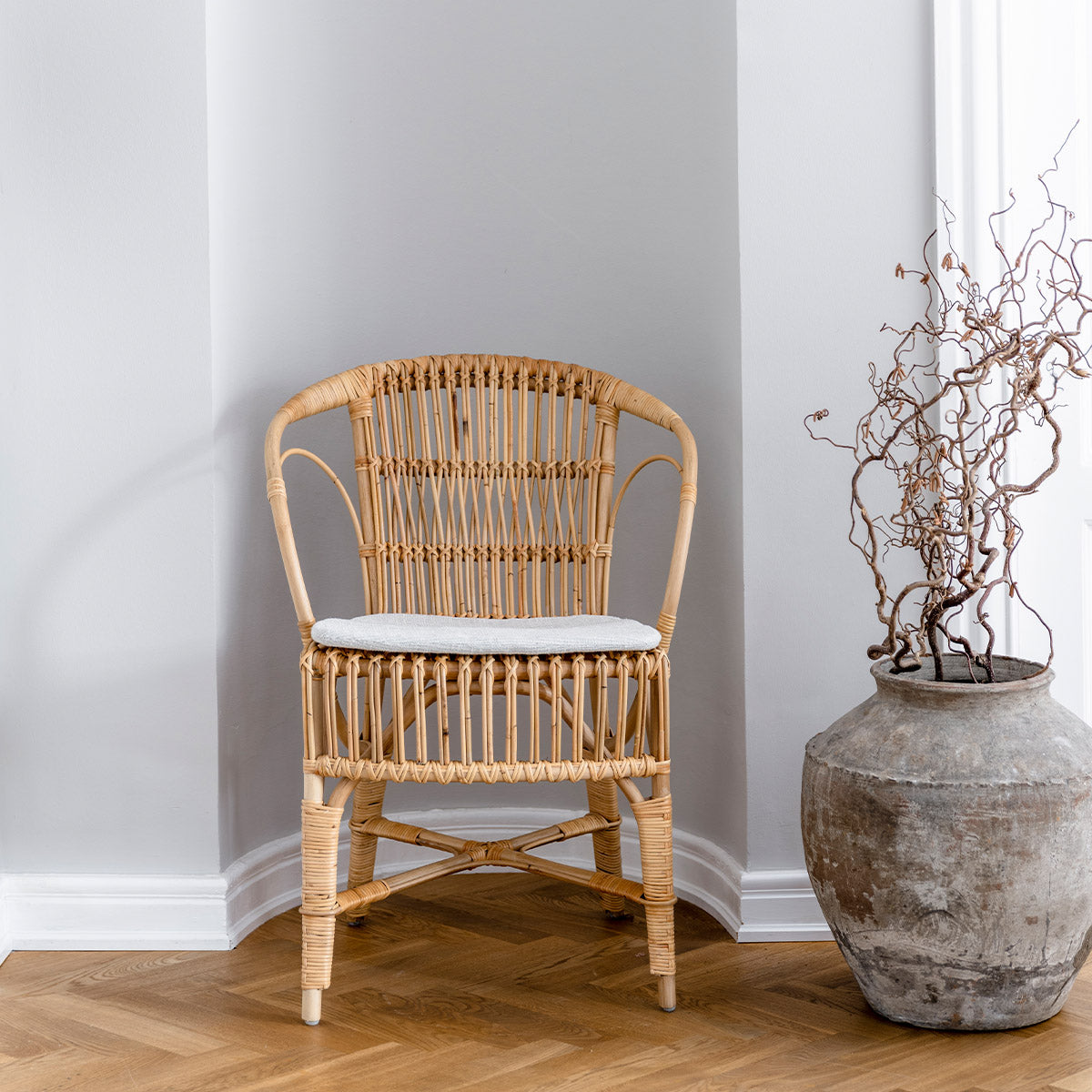 Robert Dining Chair (With Arms) - Indoor-Sika Design-moderndesign.io