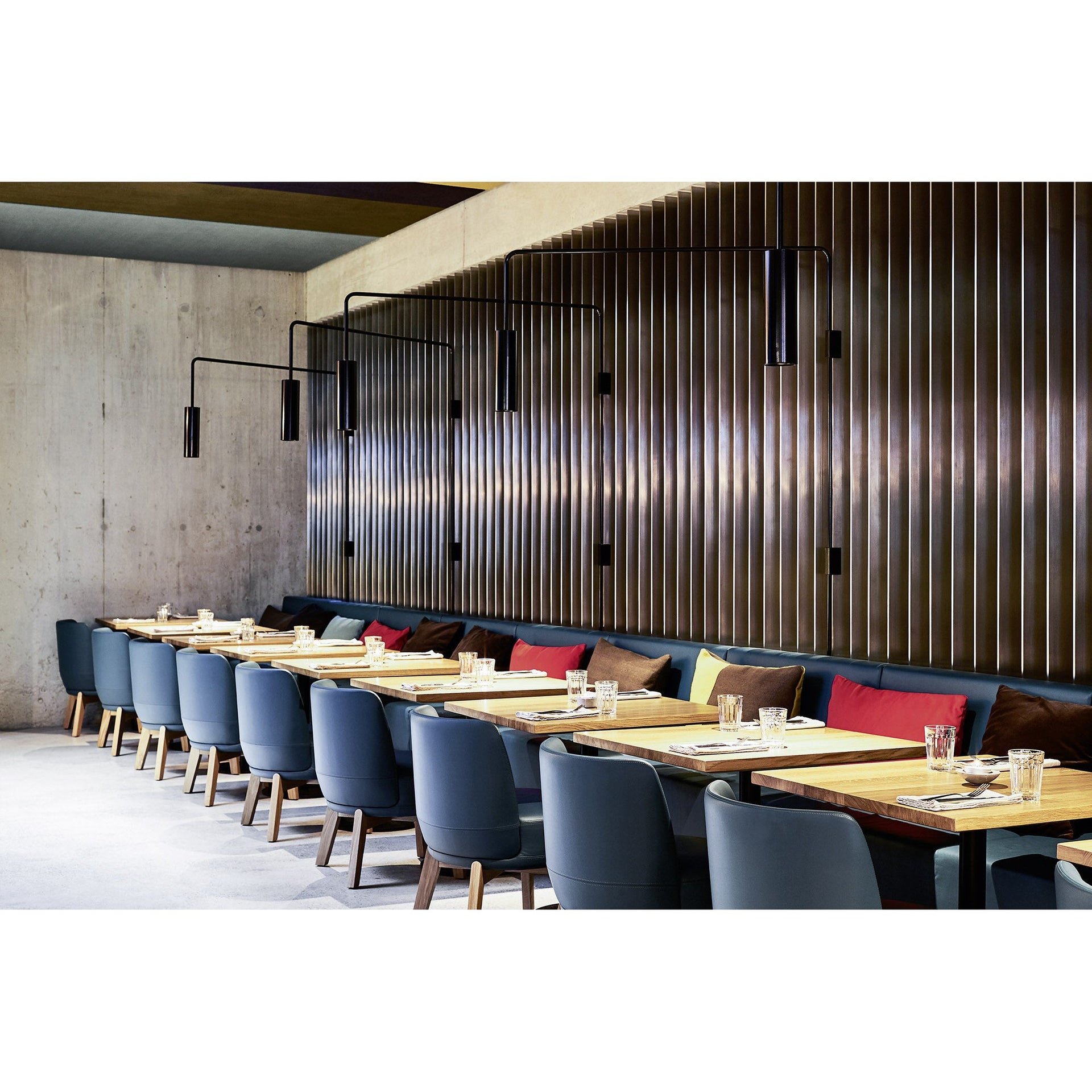 Rond 02H Dining Chair (With Arms)-Very Wood-moderndesign.io
