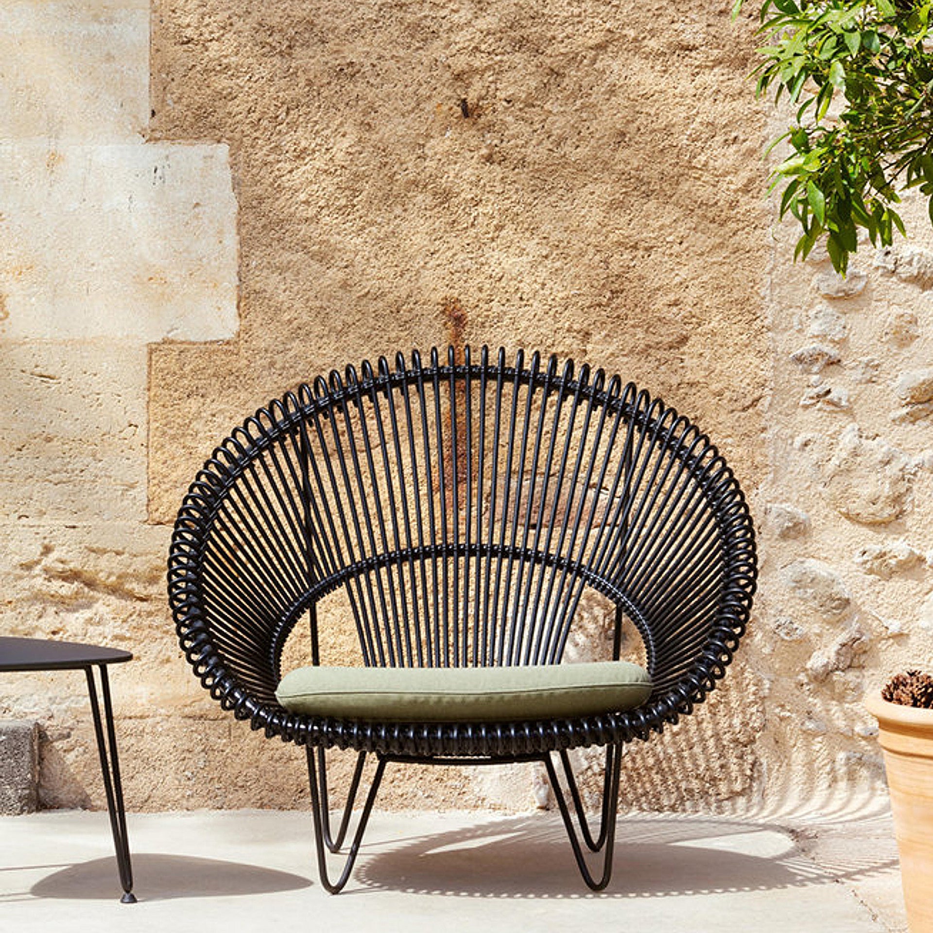 Roy Cocoon Loveseat-Vincent Sheppard-moderndesign.io