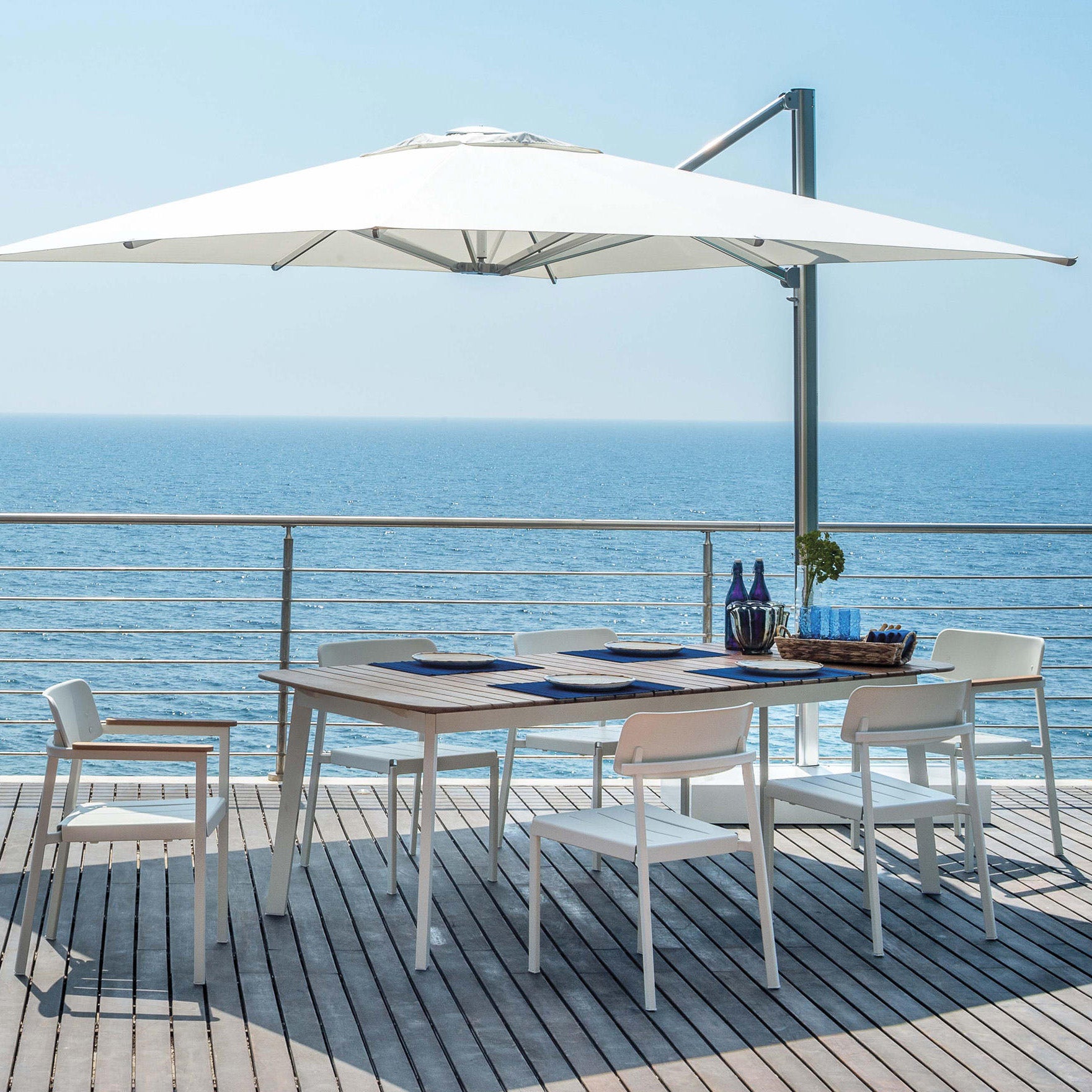 Shine Dining Chair (With Arms)-Emu-moderndesign.io