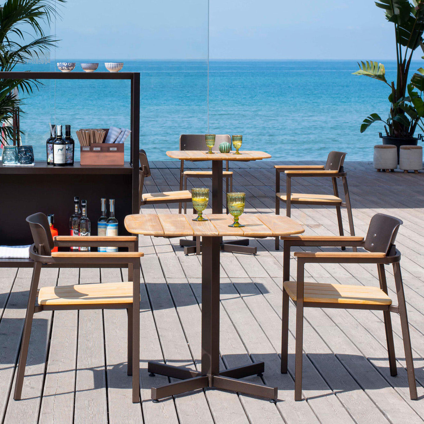 Shine Table (Square)-Emu-moderndesign.io