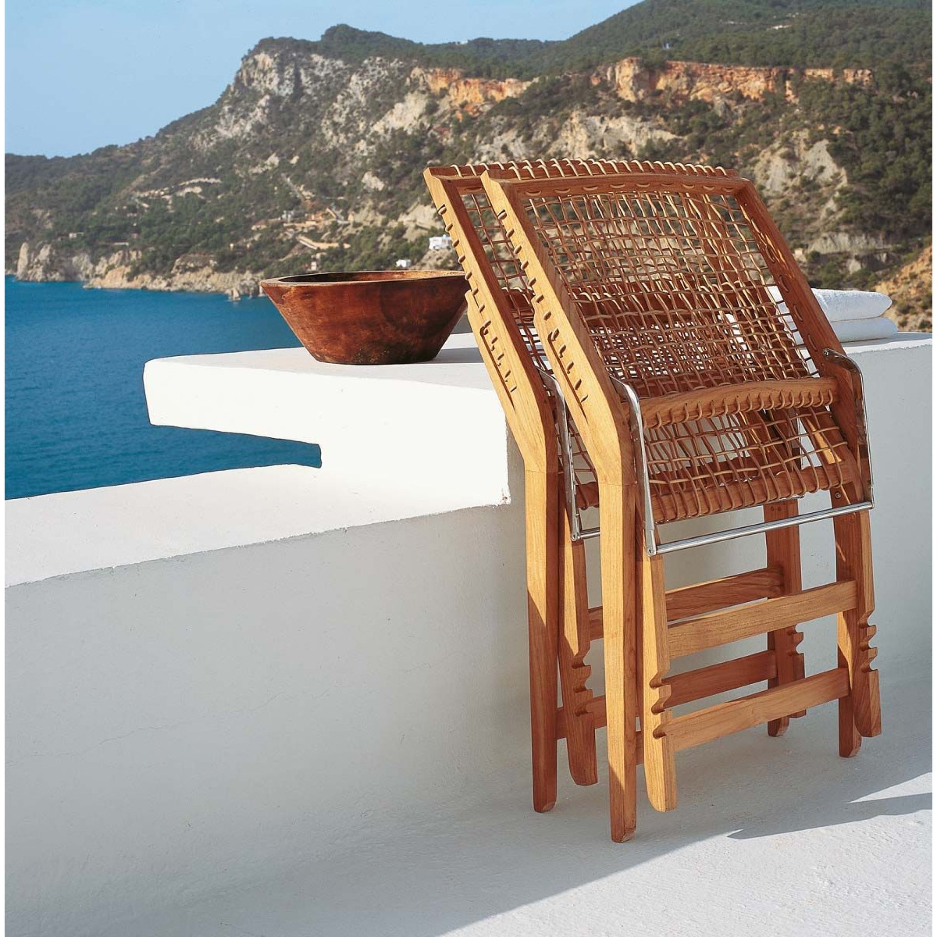 Synthesis Deckchair-Unopiu-moderndesign.io