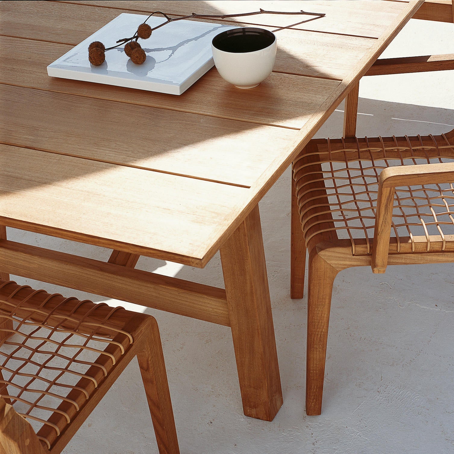 Synthesis Dining Table (Extendable)-Unopiu-moderndesign.io