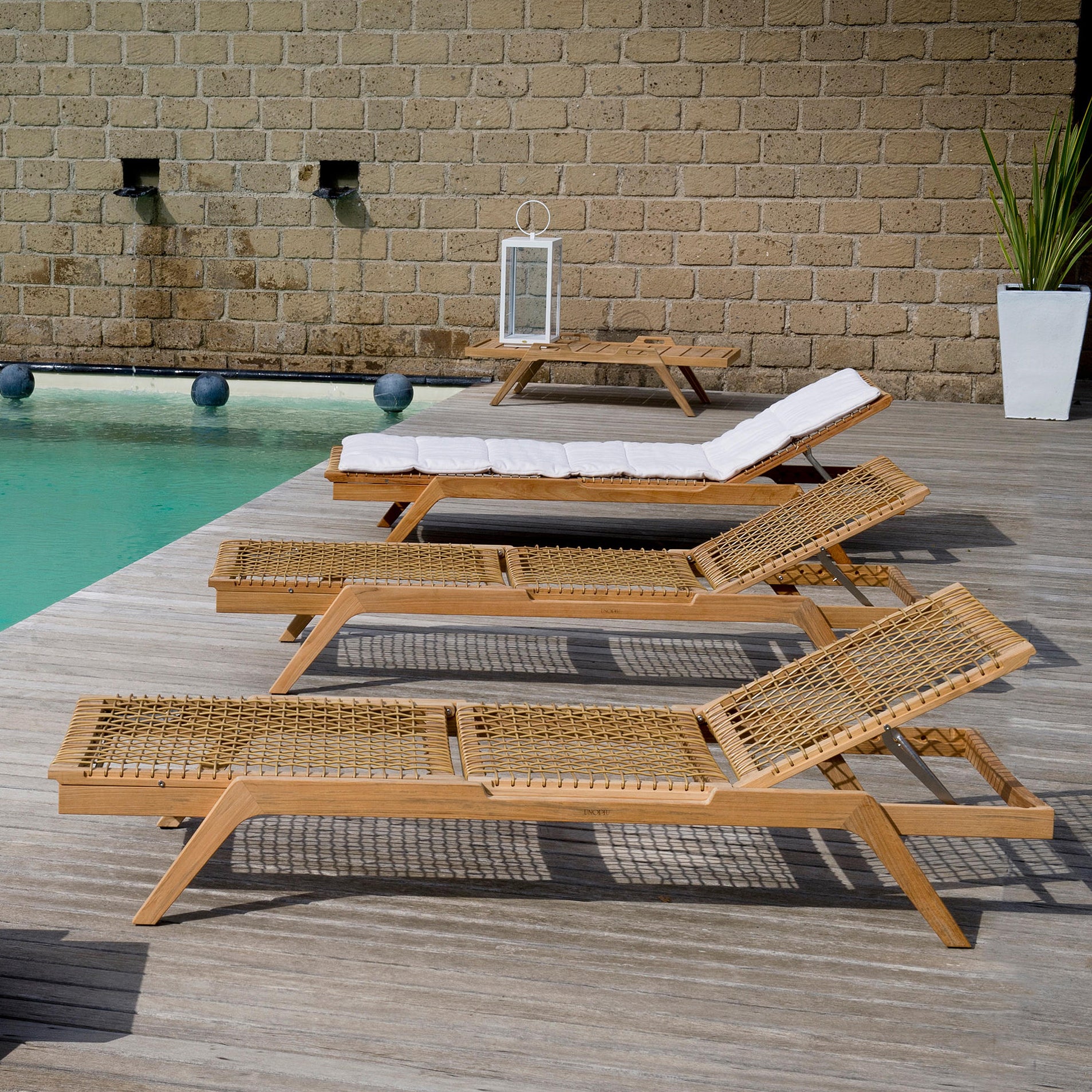 Synthesis Sunlounger-Unopiu-moderndesign.io