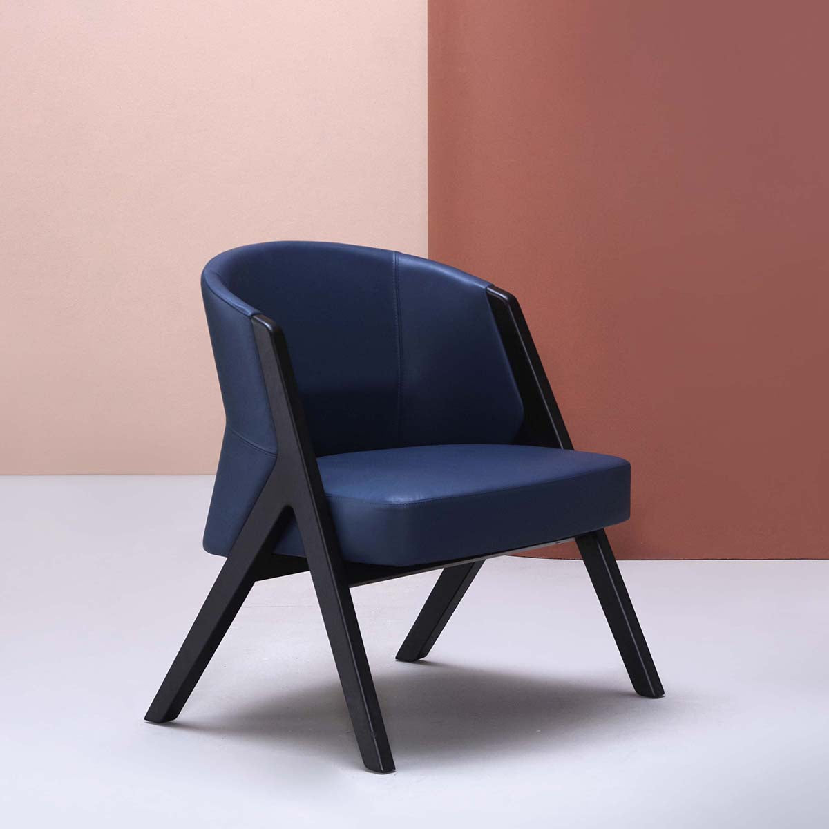 T-Bone Armchair-Accento-moderndesign.io