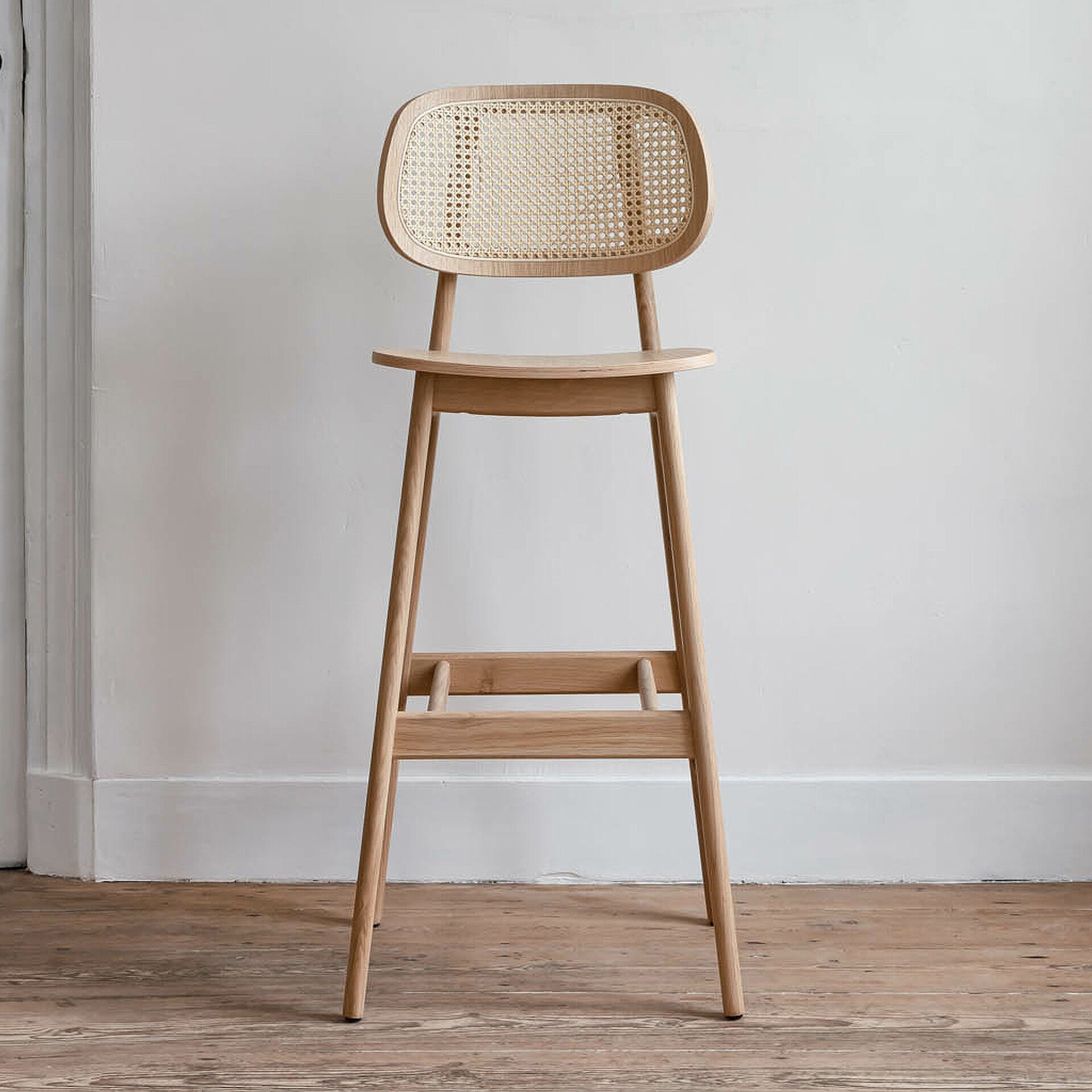 Titus High Stool (without arms)-Vincent Sheppard-moderndesign.io