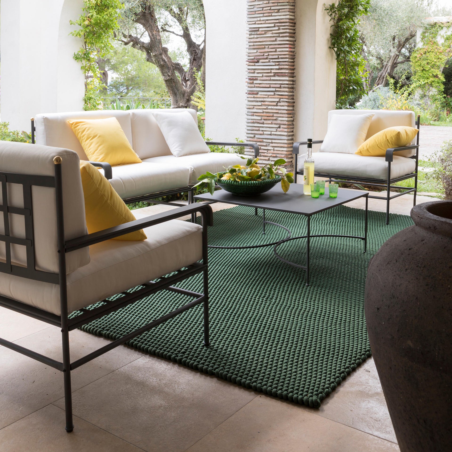 Toscana Armchair-Unopiu-moderndesign.io