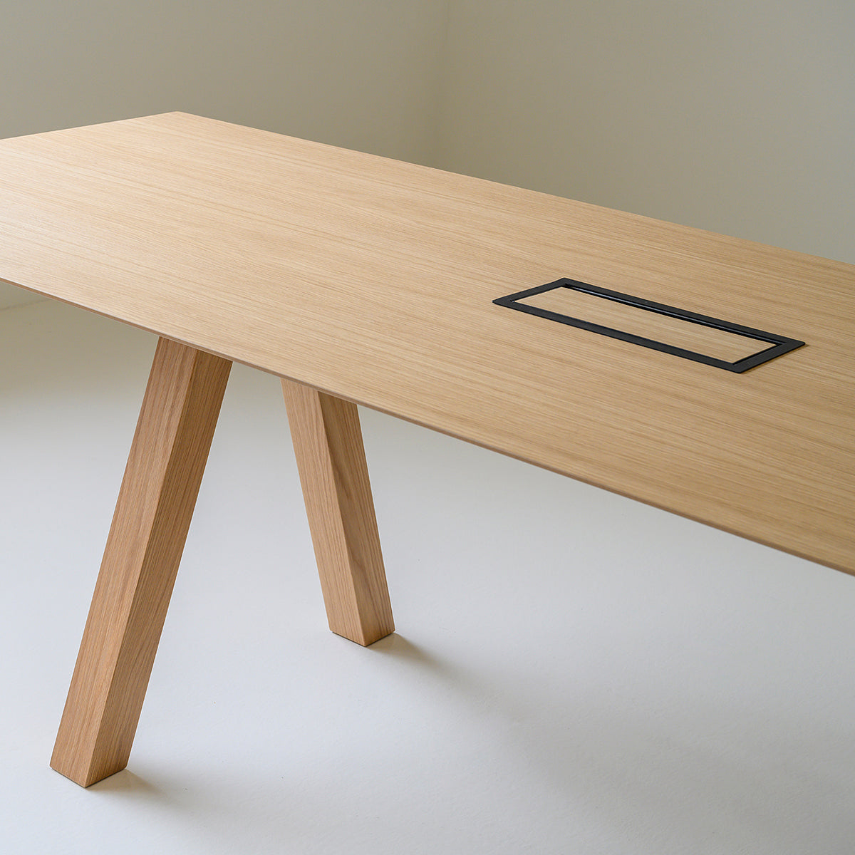 Trestle Dining Table (Rectangular)-Viccarbe-moderndesign.io