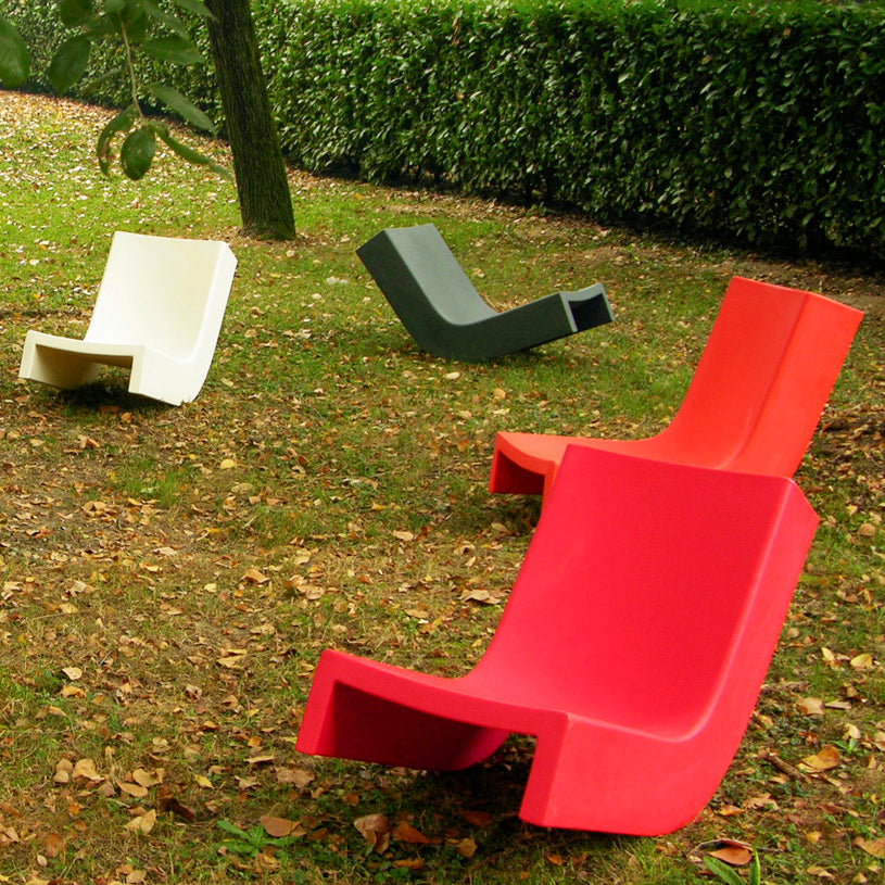 Twist Sunlounger-Slide-moderndesign.io