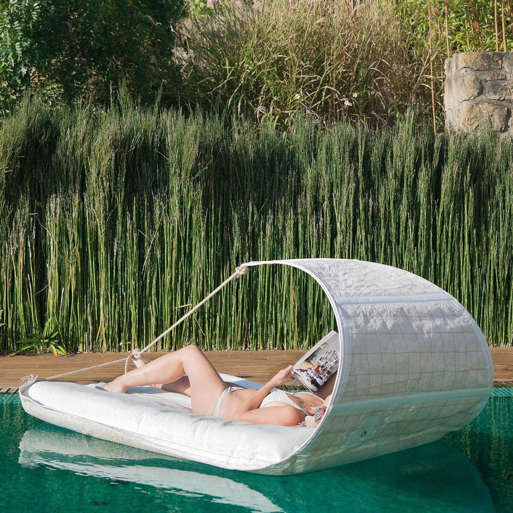 Vaurien Sunlounger-Dvelas-moderndesign.io