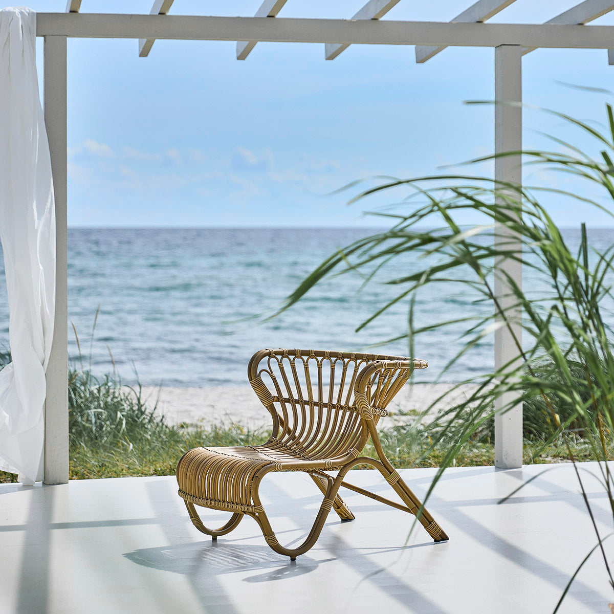 Viggo Boesen Fox Lounge Chair-Sika Design-moderndesign.io