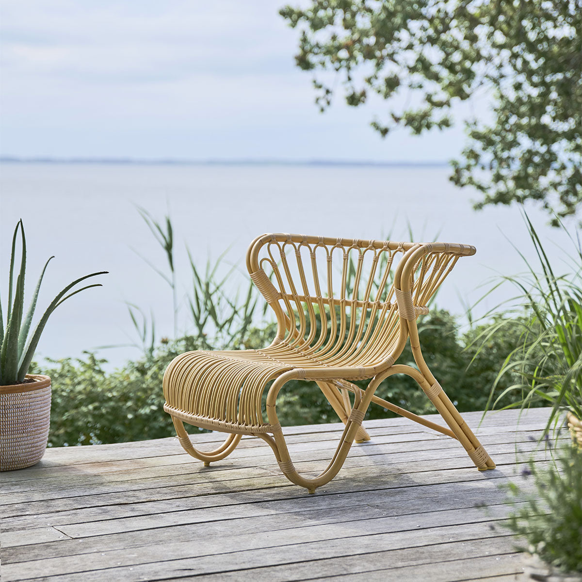 Viggo Boesen Fox Lounge Chair-Sika Design-moderndesign.io