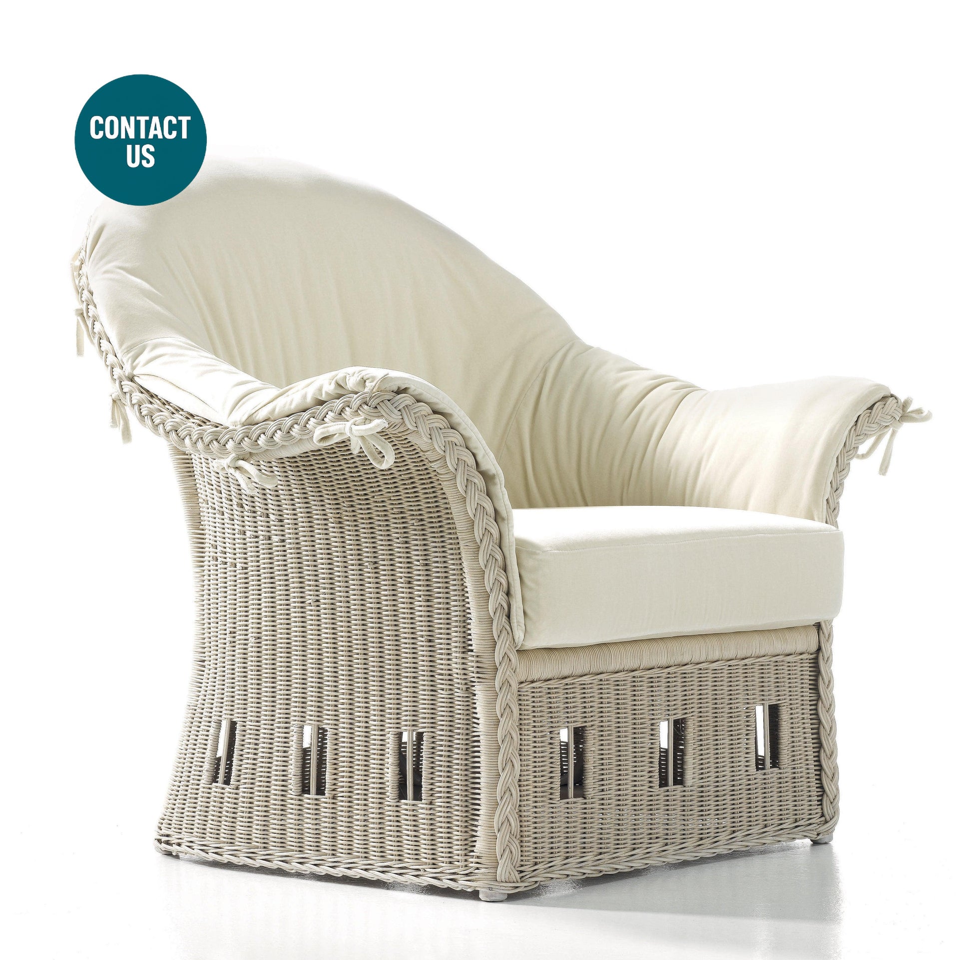 Violet Armchair-Bonacina 1889-moderndesign.io