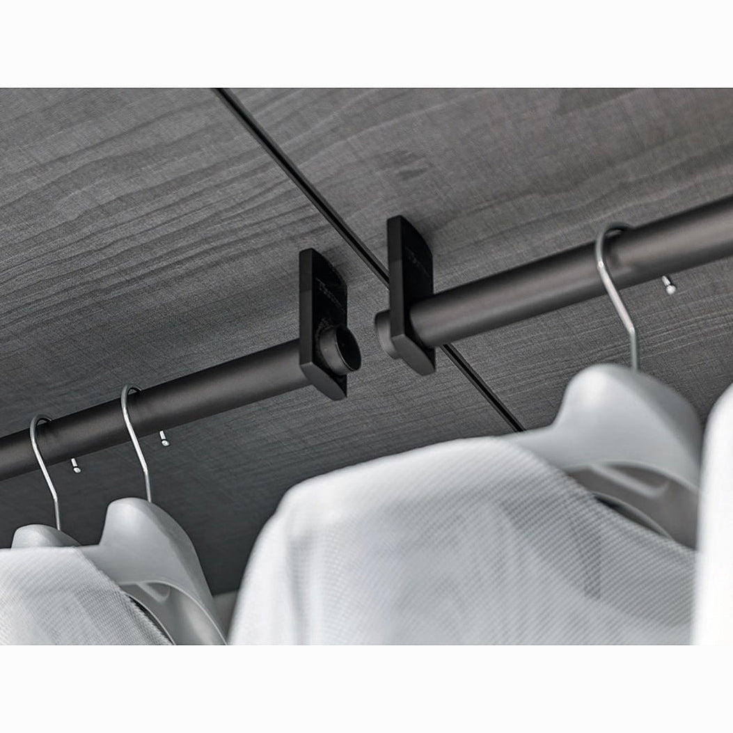 Walk-in Closets-Tisettanta-Elam-moderndesign.io