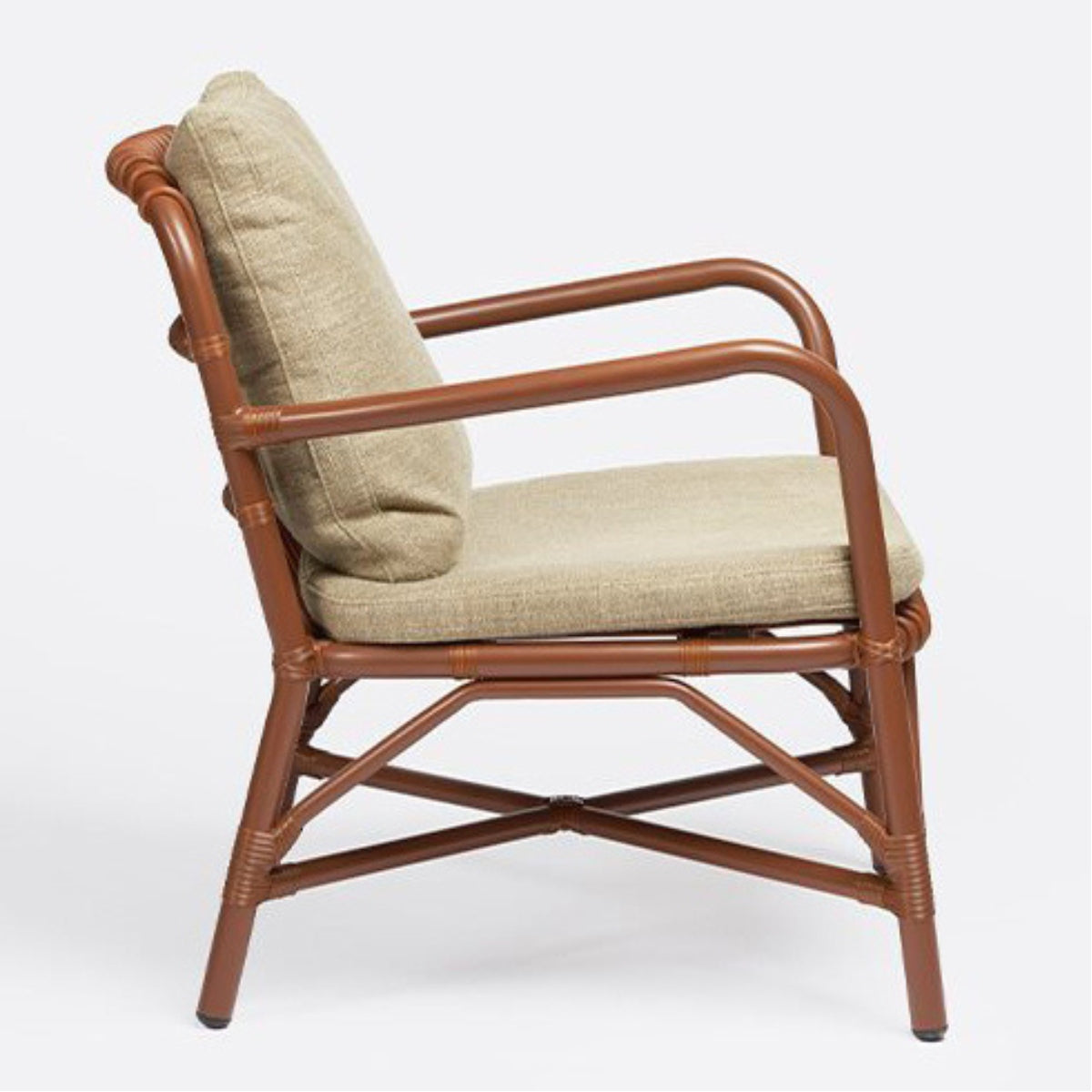 Wild Armchair-Bonacina 1889-moderndesign.io
