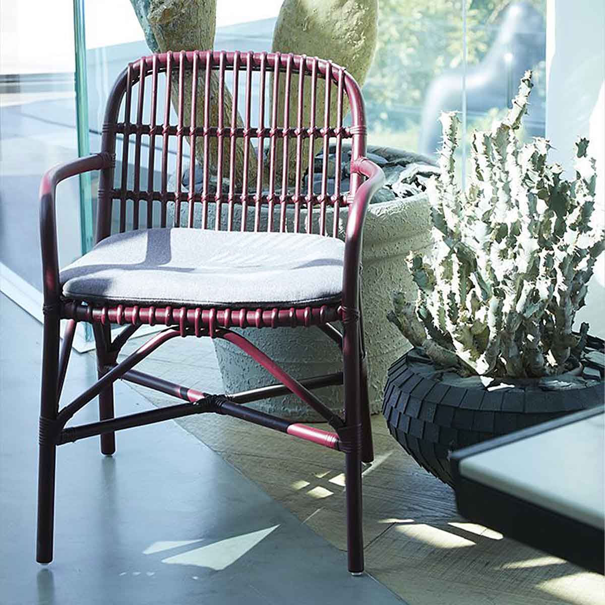 Wild Dining Chair (With Arms)-Bonacina 1889-moderndesign.io