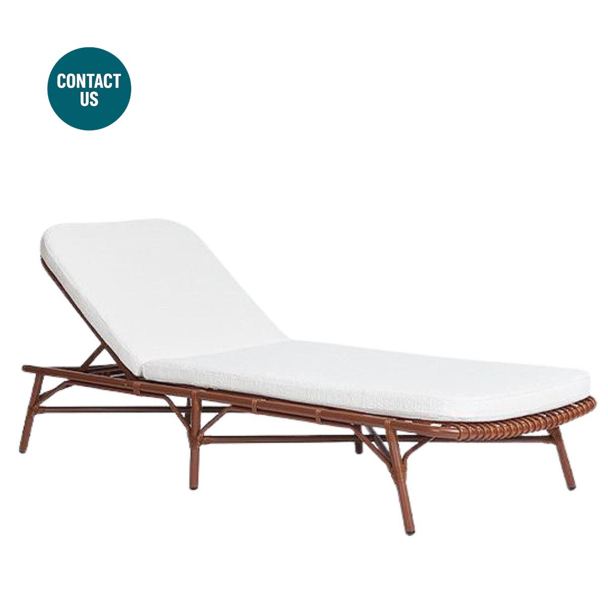 Wild Sunlounger-Bonacina 1889-moderndesign.io