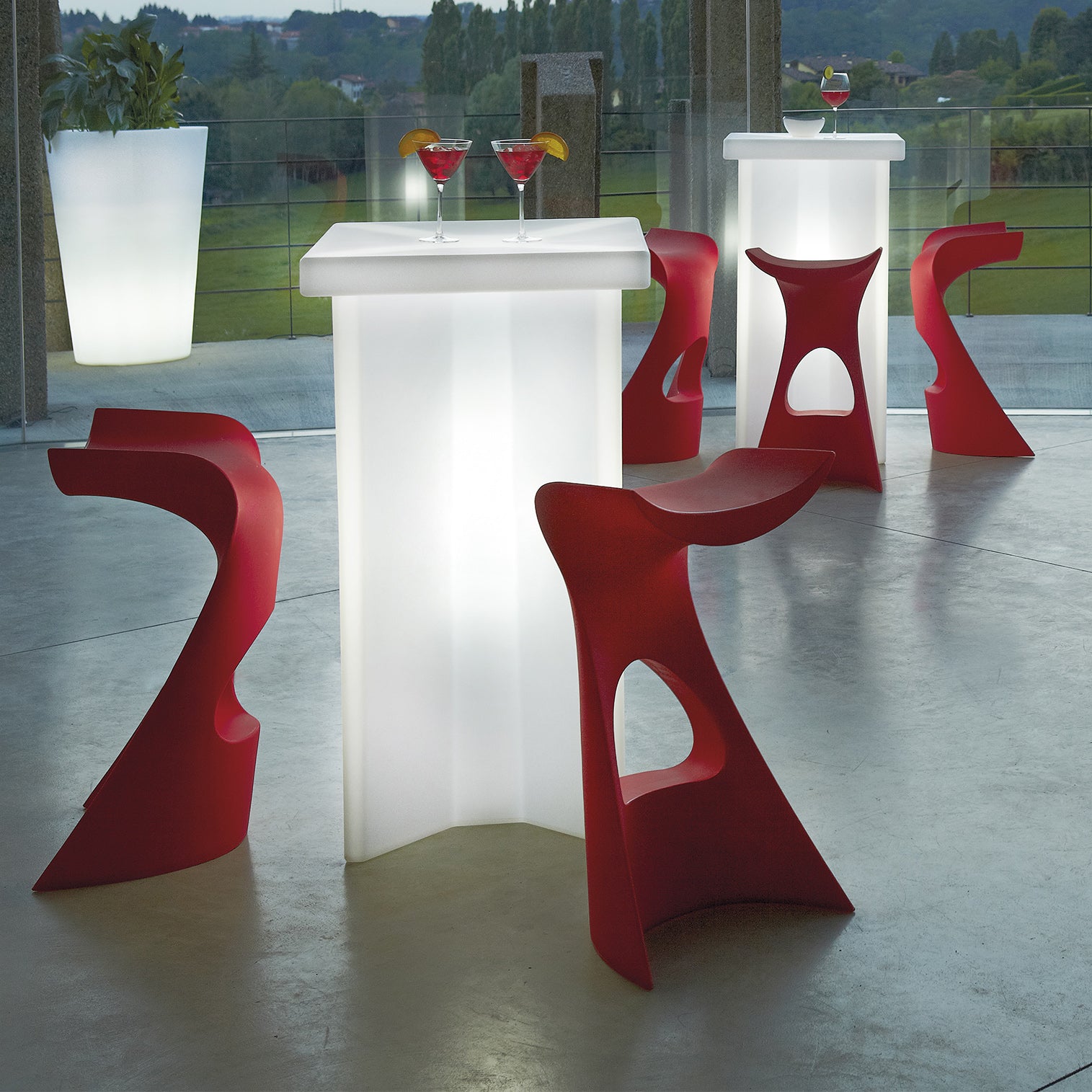 X 2 Table (Bar Height)-Slide-moderndesign.io