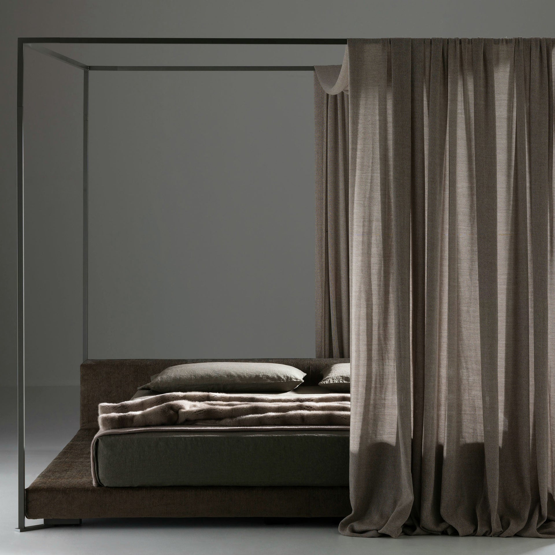 You And Me Baldacchino Bed (without storage)-Ivano Redaelli-moderndesign.io