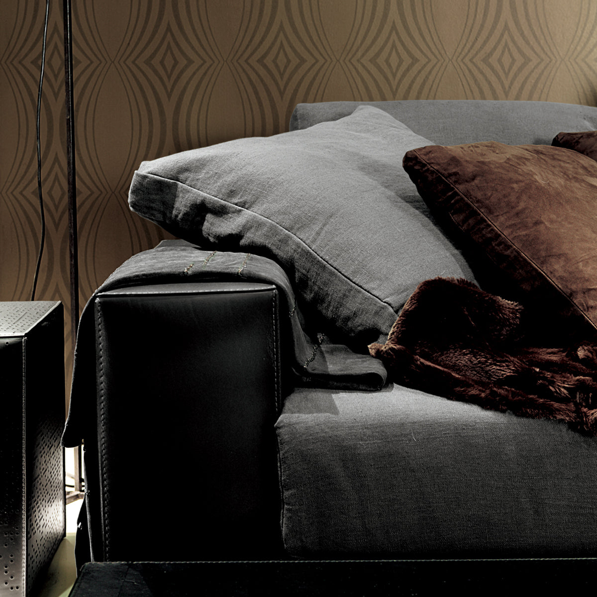You And Me Sectional Sofa Unit-Ivano Redaelli-moderndesign.io