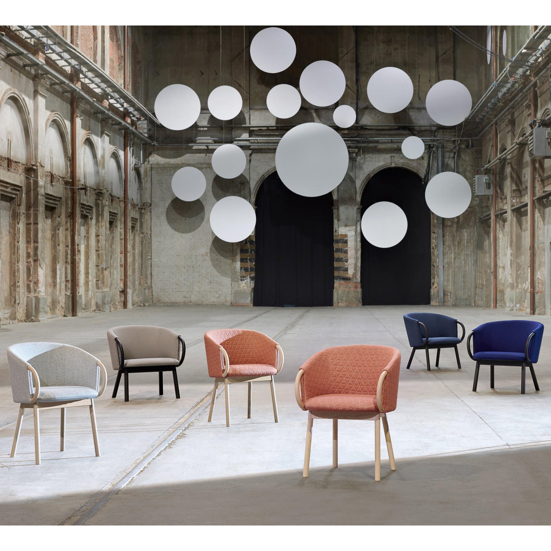 Zant 03 Dining Chair (With Arms)-Very Wood-moderndesign.io