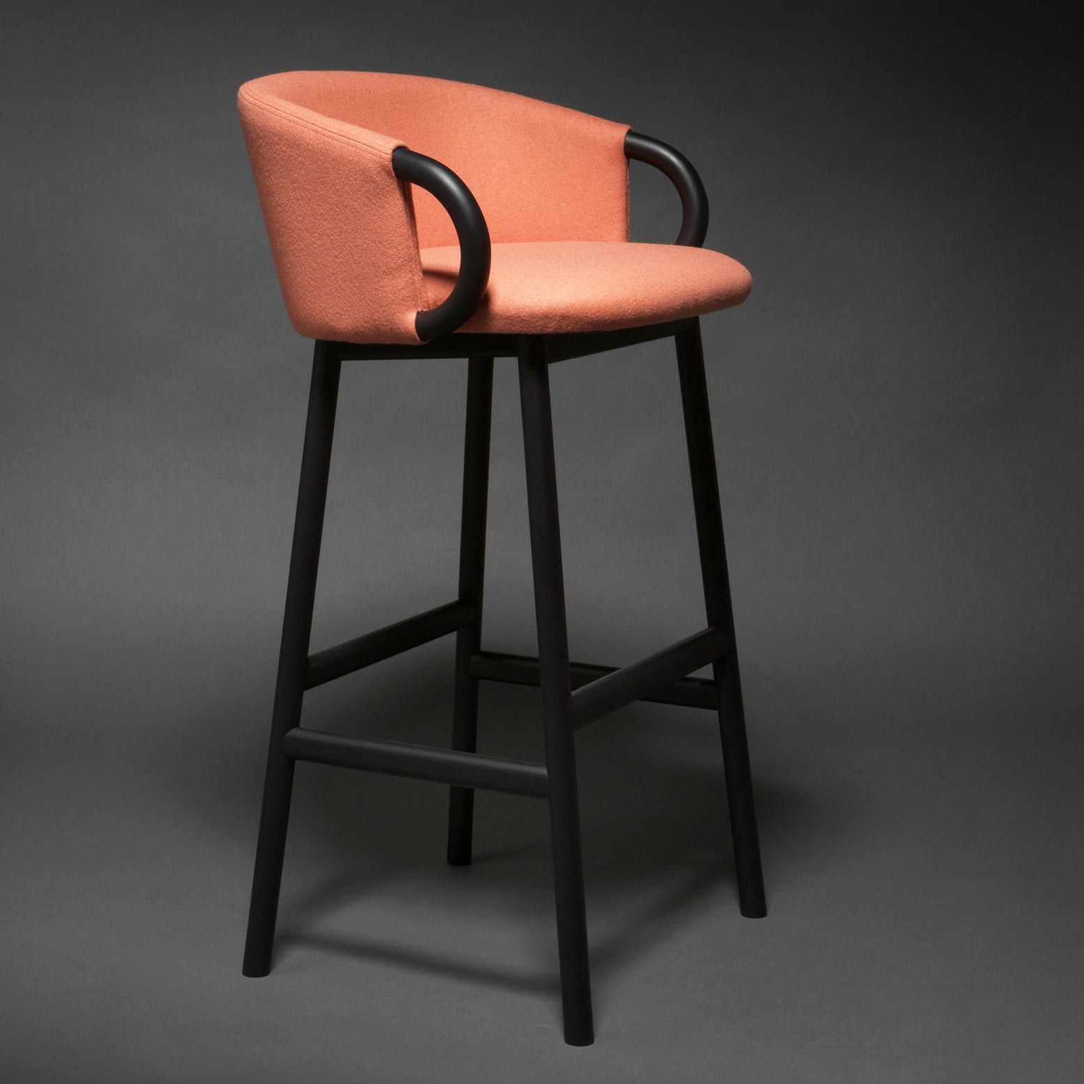 Zant 06 High Stool (With Arms)-Very Wood-moderndesign.io
