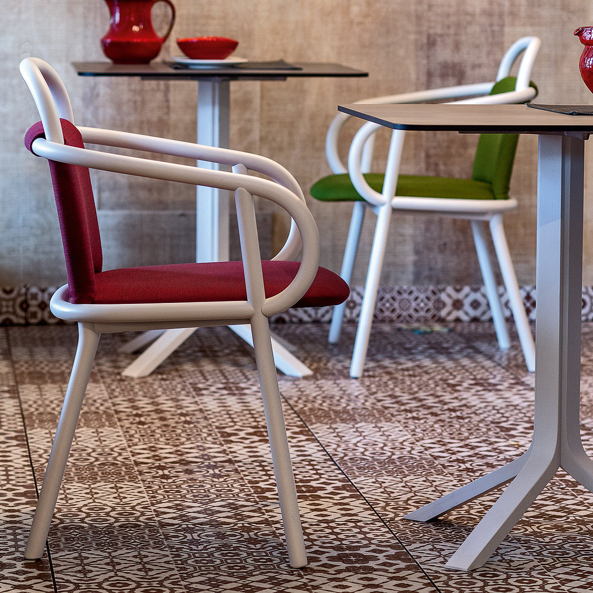 Zantilam 02 Dining Chair (With Arms)-Very Wood-moderndesign.io
